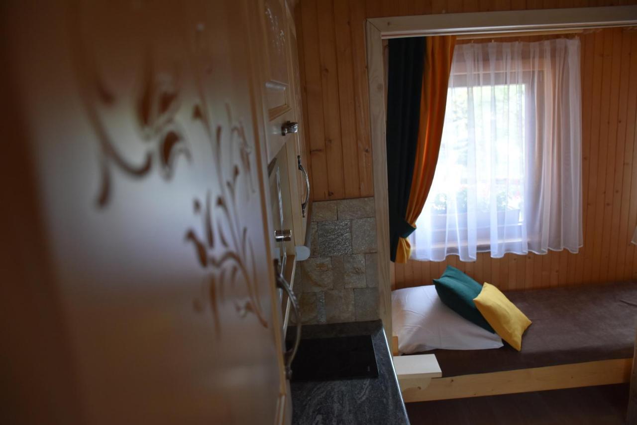 Apartamenty I Pokoje Pod Limbami - Sauna, Teznia บุโควินา ทัตซานสกา ภายนอก รูปภาพ