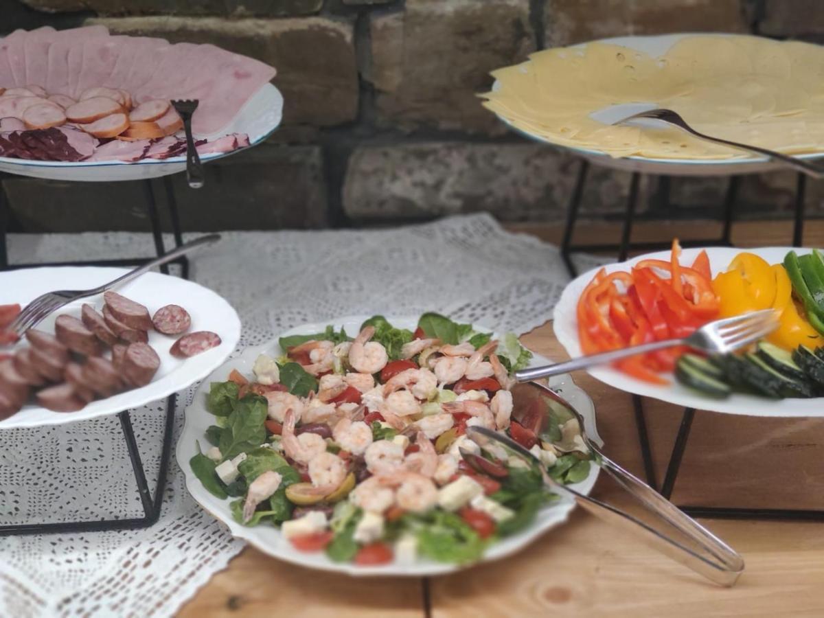 Apartamenty I Pokoje Pod Limbami - Sauna, Teznia บุโควินา ทัตซานสกา ภายนอก รูปภาพ